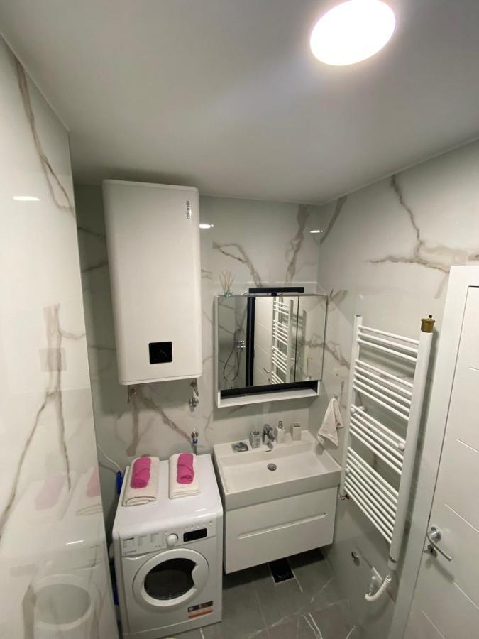 Apartman Cristal Lux Trebin Dış mekan fotoğraf